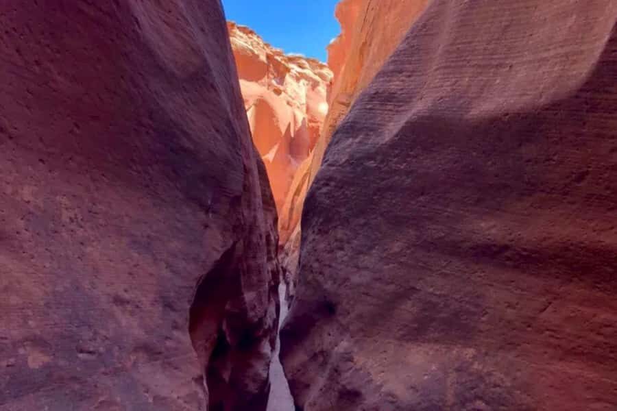 Antelope Valley: Ligai Si Anii Canyon Hiking Tour - What to bring (so the hike feels easy, not annoying)