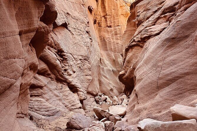 Antelope Wind Canyon Slot Tours - Comparing this to Antelope Canyon (without the hype)