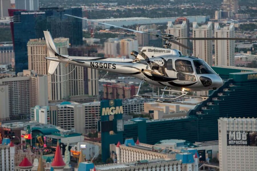 Grand Canyon Helicopter Flight & Hoover Dam River Float Raft - Black Canyon canyon walls: what you can learn from the river views