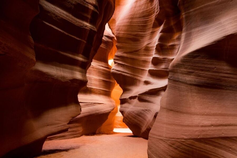 Las Vegas: Antelope Canyon & Horseshoe Bend with Lunch, WiFi - Why this Vegas-to-Page itinerary is so popular