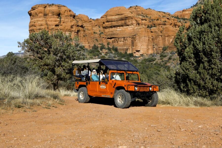 Sedona: 2-Hour Jeep (Hummer) Tour Cliff Hanger Trail - The high-desert drive: what the first stretch feels like