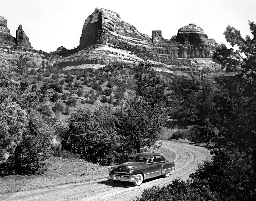 Sedona: PRIVATE 2-Hour Colorado Plateau Scenic Jeep Tour - Red-rock vistas on the way: seeing Sedona in layers