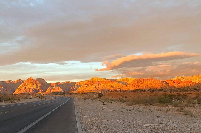 Sunrise Red Rock Canyon Self-Guided Electric Bike Tour with Hotel Pick-up - Stop 1: Calico Hills for Early Light and Big-Color Rock Views