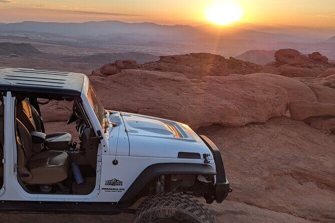 West Rim Tour - Sand Hollow Stop: Scenic Views, Pick Your Obstacles